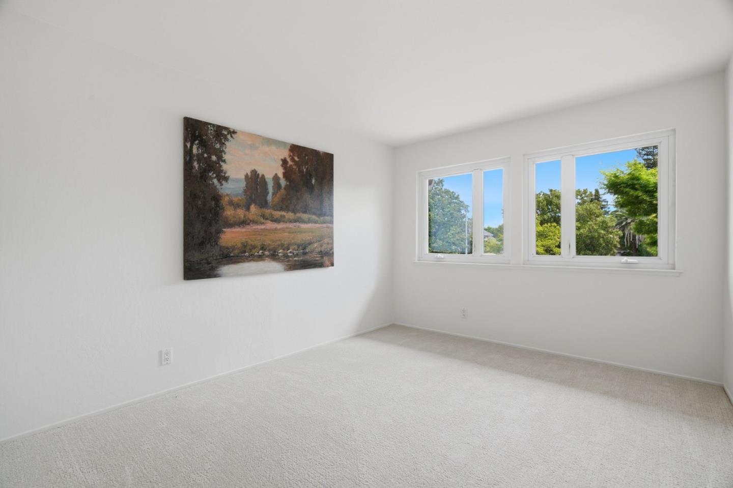 Detail Gallery Image 32 of 48 For 1377 Bedford Ave, Sunnyvale,  CA 94087 - 4 Beds | 2/1 Baths