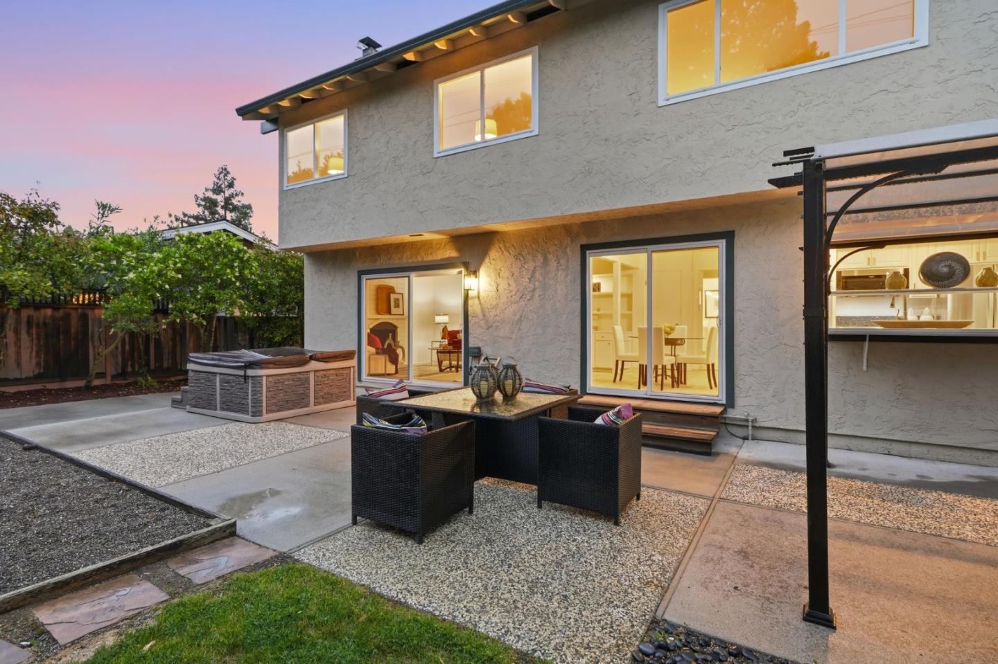 Detail Gallery Image 43 of 48 For 1377 Bedford Ave, Sunnyvale,  CA 94087 - 4 Beds | 2/1 Baths