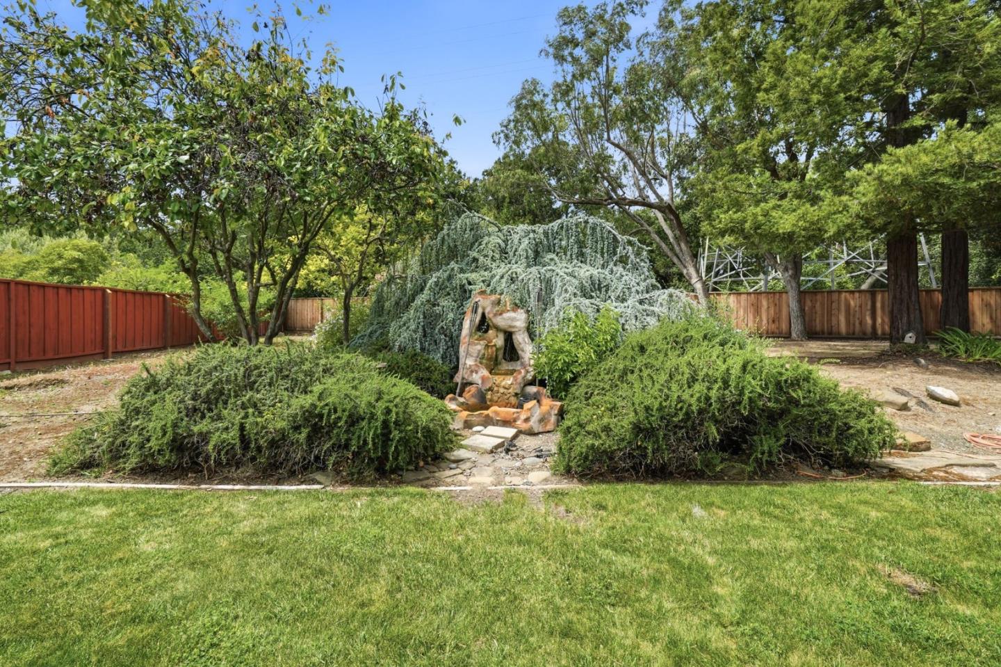 Detail Gallery Image 48 of 48 For 1377 Bedford Ave, Sunnyvale,  CA 94087 - 4 Beds | 2/1 Baths