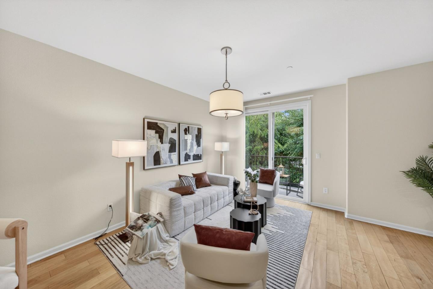 Detail Gallery Image 3 of 28 For 650 Almaden Walk Loop, San Jose,  CA 95125 - 3 Beds | 3 Baths