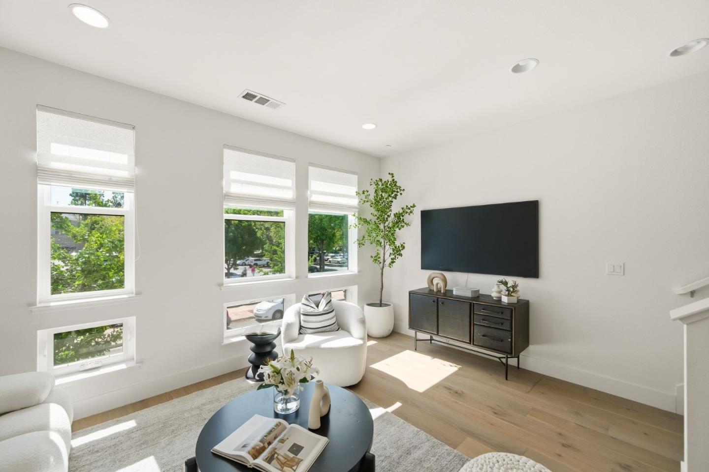 Detail Gallery Image 9 of 32 For 3607 Nation Ave, Fremont,  CA 94538 - 3 Beds | 3 Baths