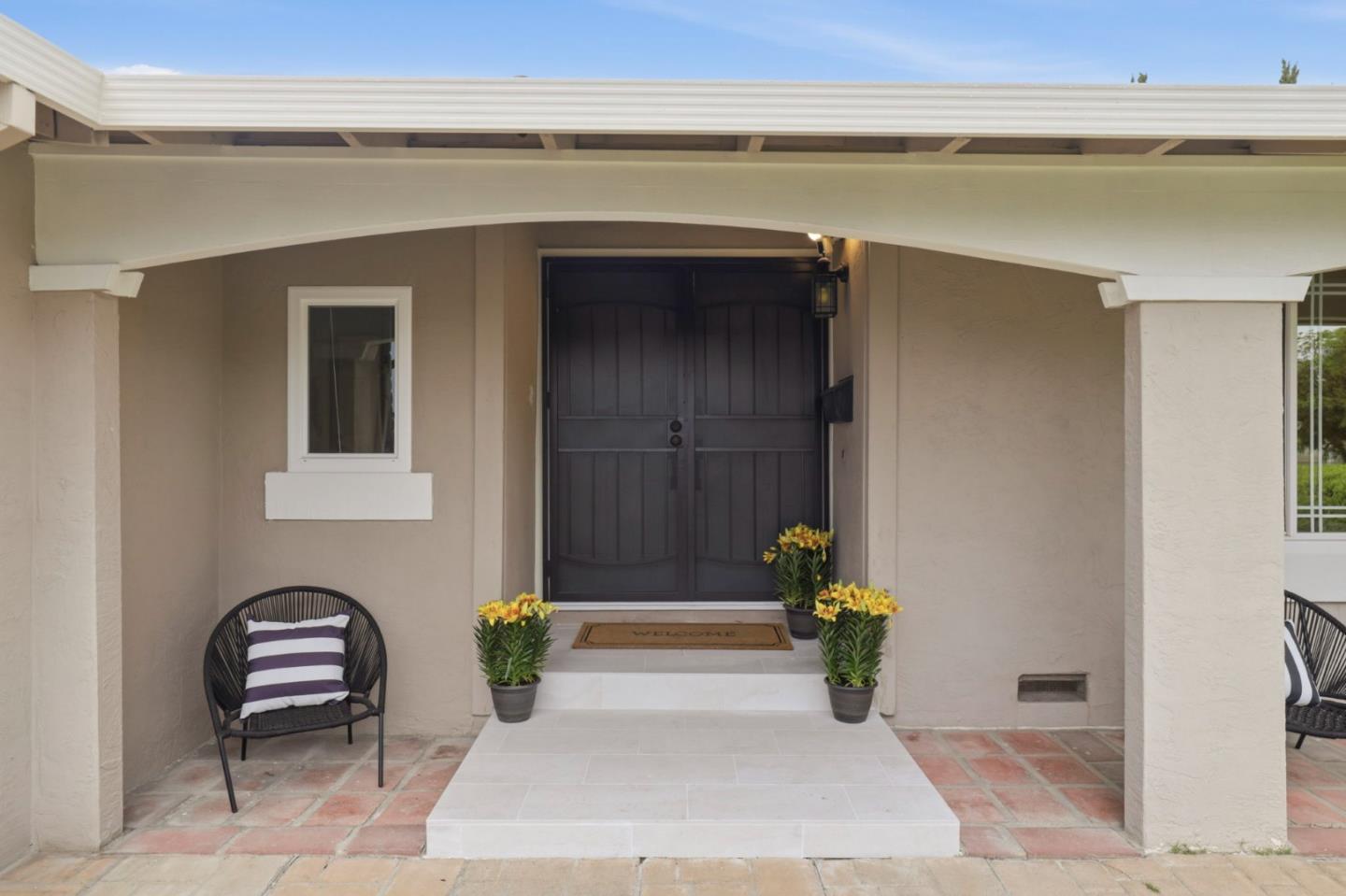 Detail Gallery Image 4 of 42 For 3229 Knights Bridge Rd, San Jose,  CA 95132 - 3 Beds | 2 Baths