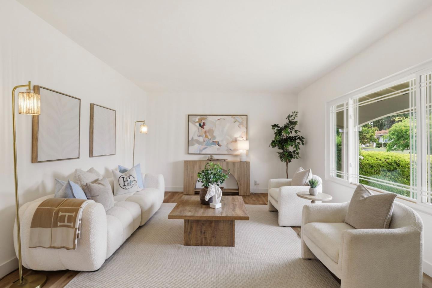 Detail Gallery Image 8 of 42 For 3229 Knights Bridge Rd, San Jose,  CA 95132 - 3 Beds | 2 Baths