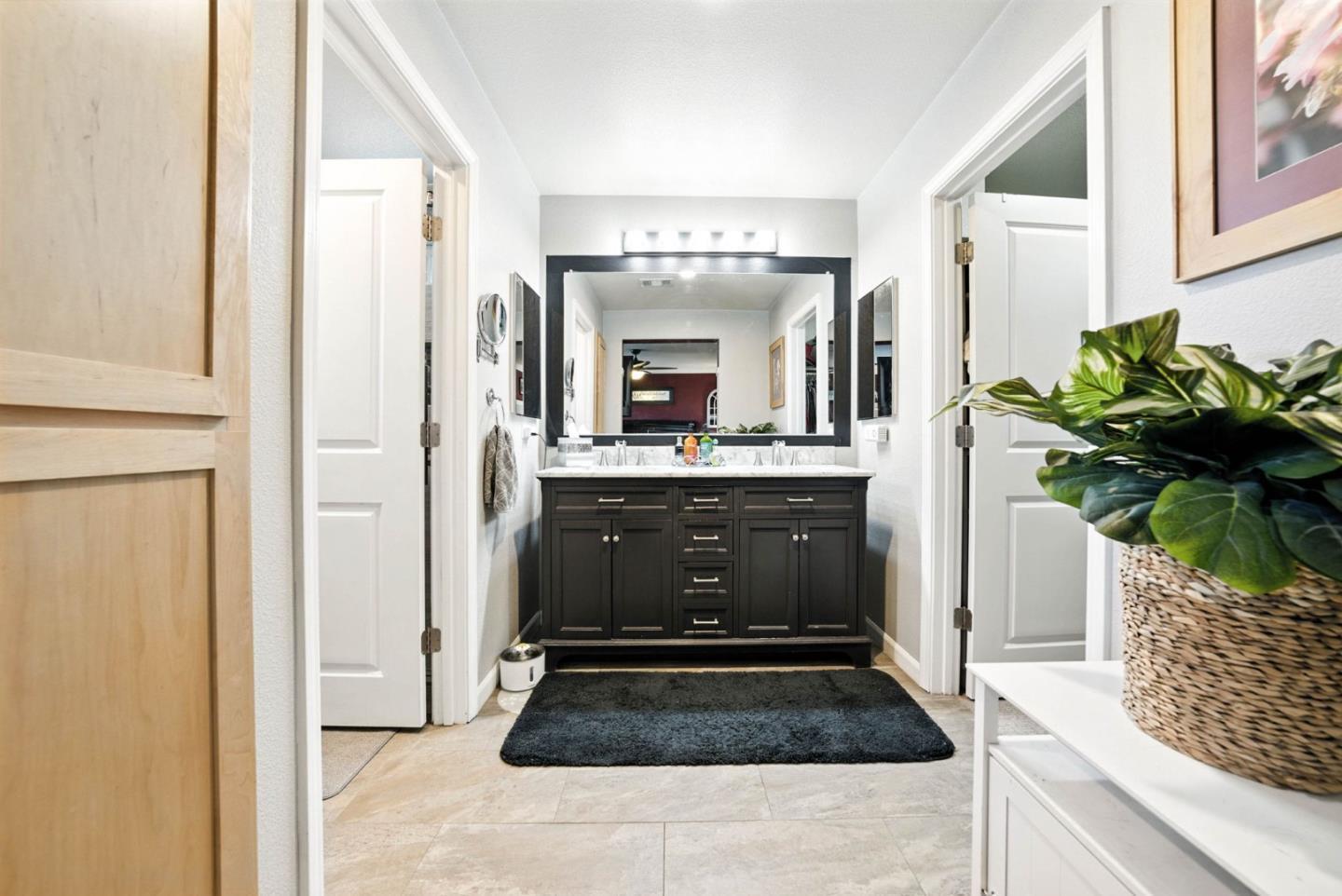 Detail Gallery Image 21 of 34 For 160 Sarafina Way, Gilroy,  CA 95020 - 3 Beds | 2 Baths