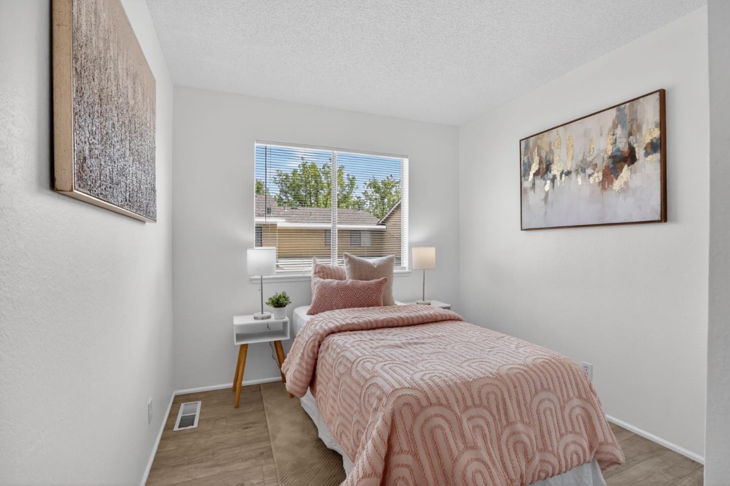 Detail Gallery Image 10 of 15 For 2269 Warfield Way #D,  San Jose,  CA 95122 - 3 Beds | 2 Baths