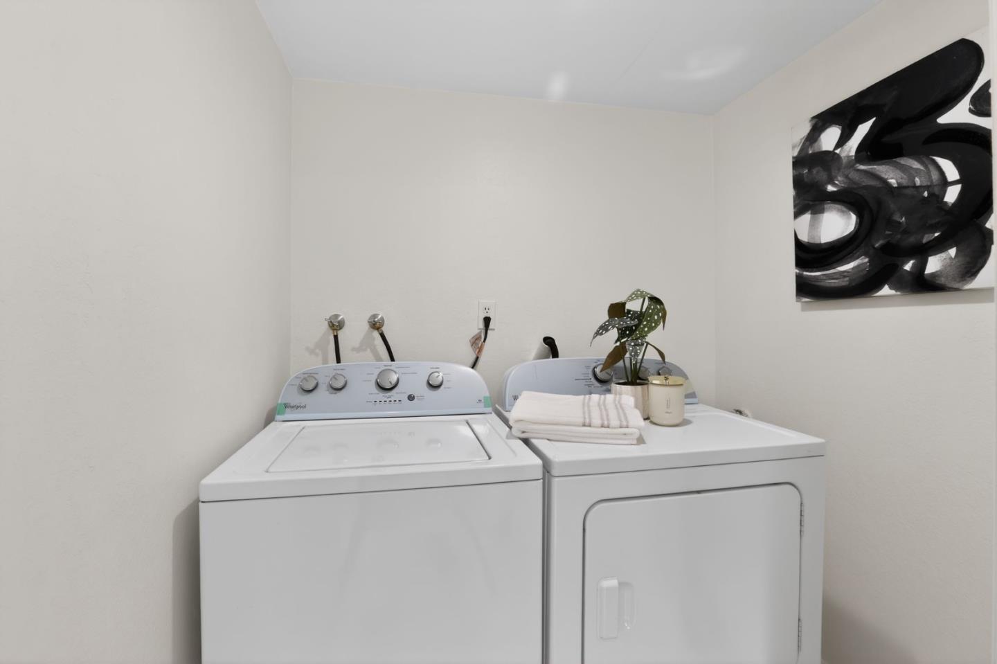 Detail Gallery Image 12 of 15 For 2269 Warfield Way #D,  San Jose,  CA 95122 - 3 Beds | 2 Baths