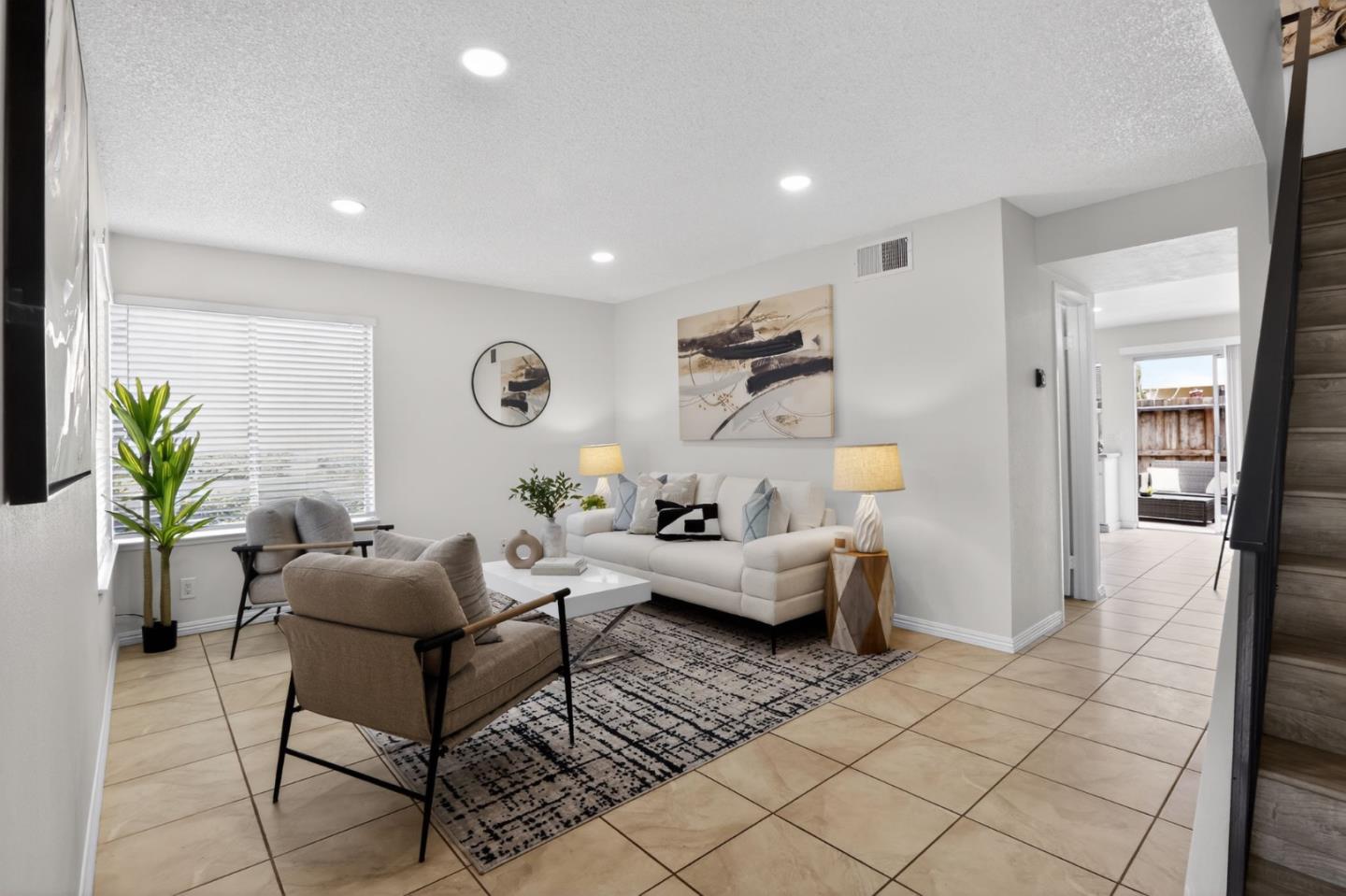 Detail Gallery Image 2 of 15 For 2269 Warfield Way #D,  San Jose,  CA 95122 - 3 Beds | 2 Baths