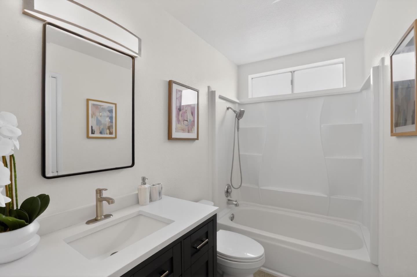 Detail Gallery Image 9 of 15 For 2269 Warfield Way #D,  San Jose,  CA 95122 - 3 Beds | 2 Baths