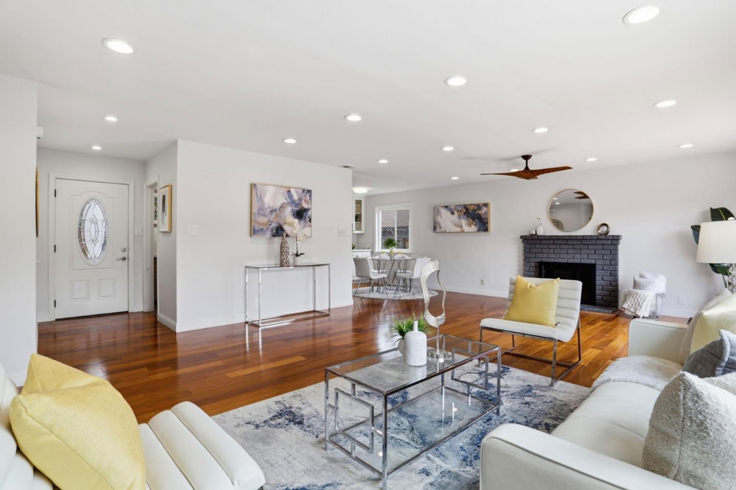 Detail Gallery Image 11 of 34 For 1010 Patricia Ct, Campbell,  CA 95008 - 3 Beds | 2 Baths