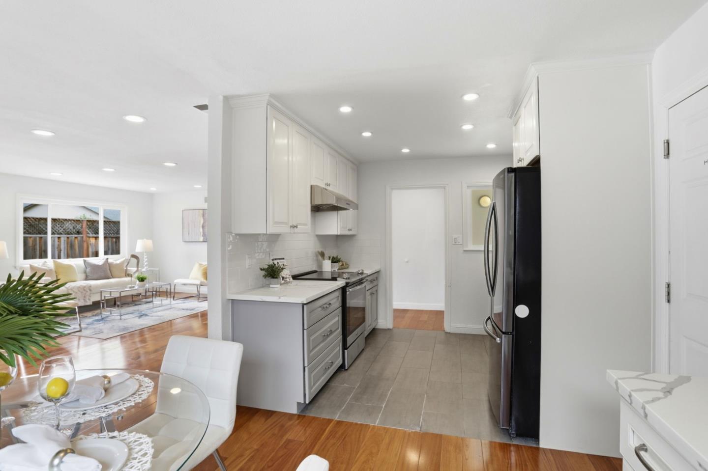 Detail Gallery Image 16 of 34 For 1010 Patricia Ct, Campbell,  CA 95008 - 3 Beds | 2 Baths