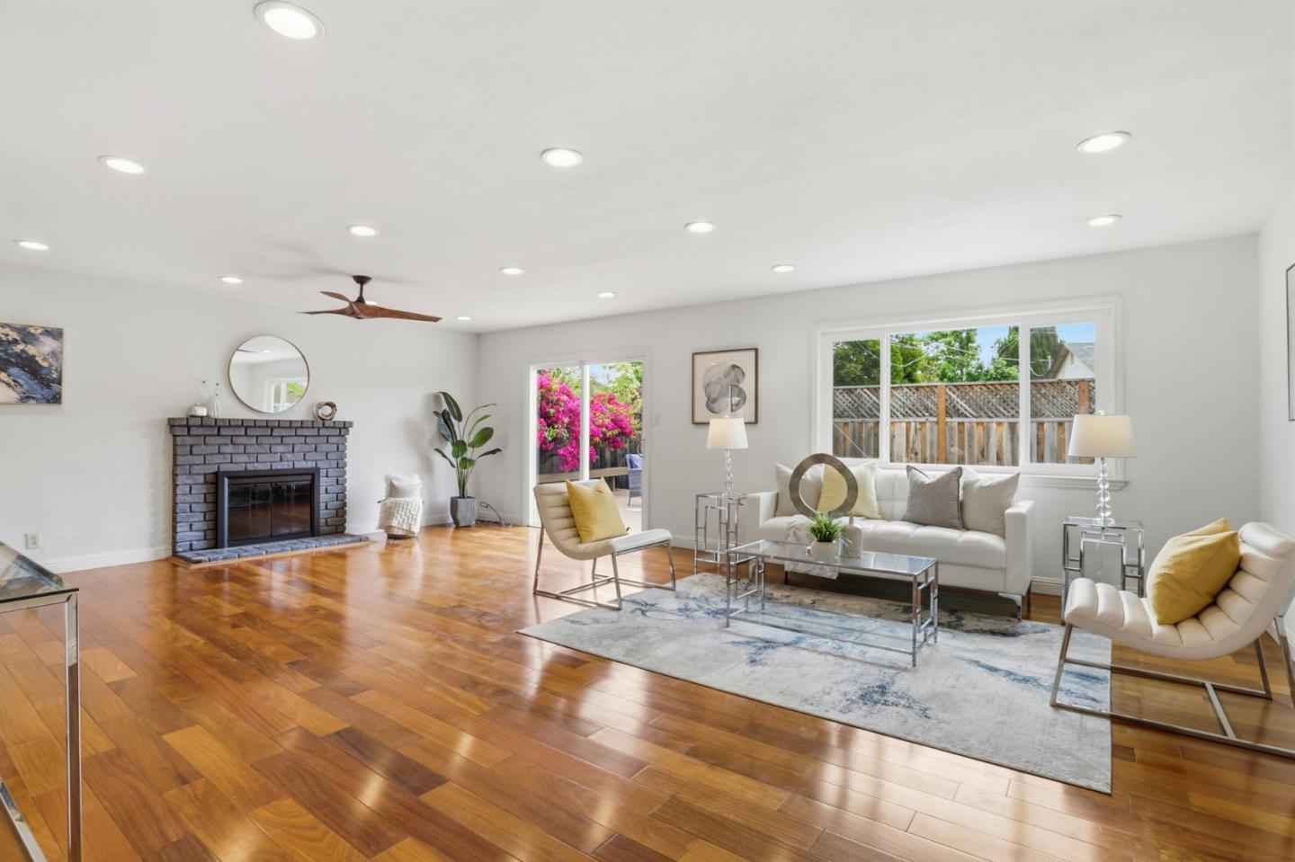 Detail Gallery Image 6 of 34 For 1010 Patricia Ct, Campbell,  CA 95008 - 3 Beds | 2 Baths