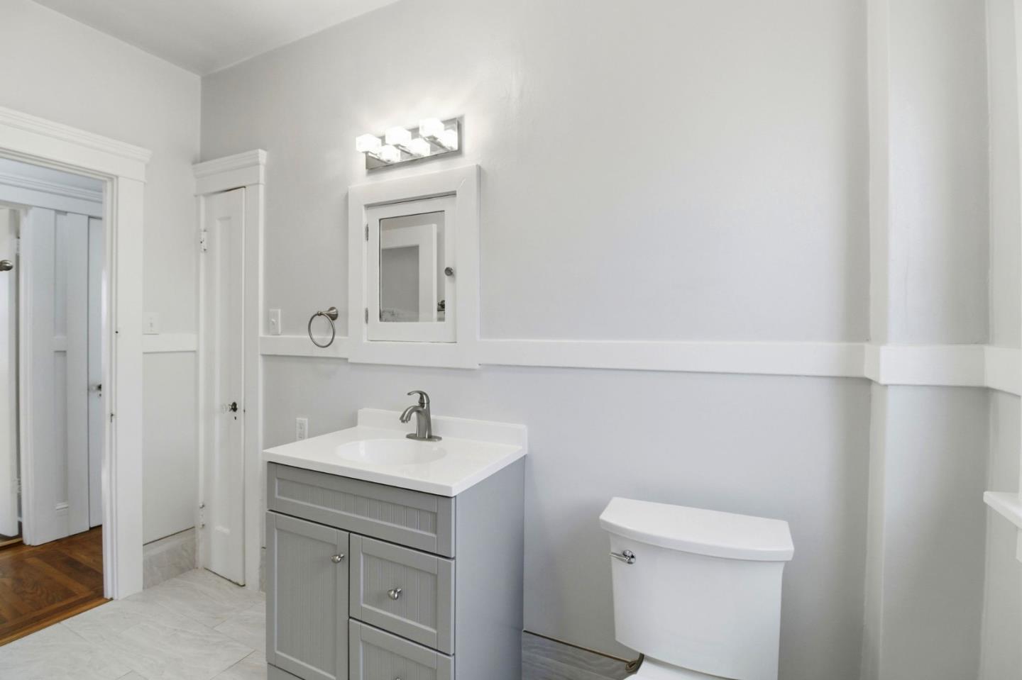 Detail Gallery Image 14 of 57 For 227 Lux Ave, South San Francisco,  CA 94080 - 6 Beds | 2 Baths