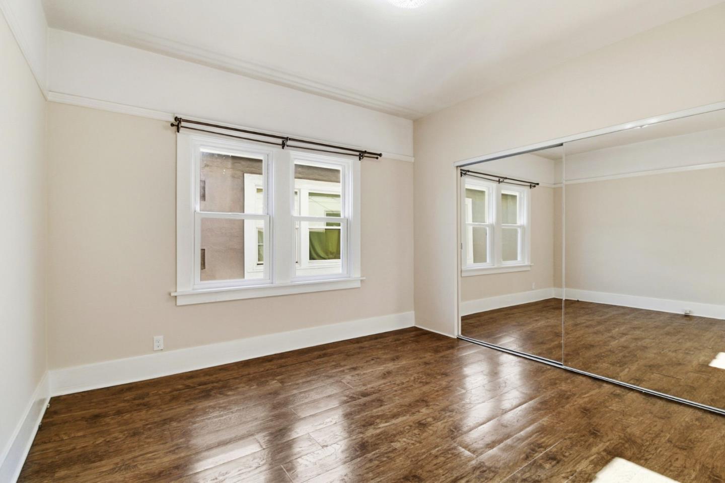 Detail Gallery Image 15 of 57 For 227 Lux Ave, South San Francisco,  CA 94080 - 6 Beds | 2 Baths