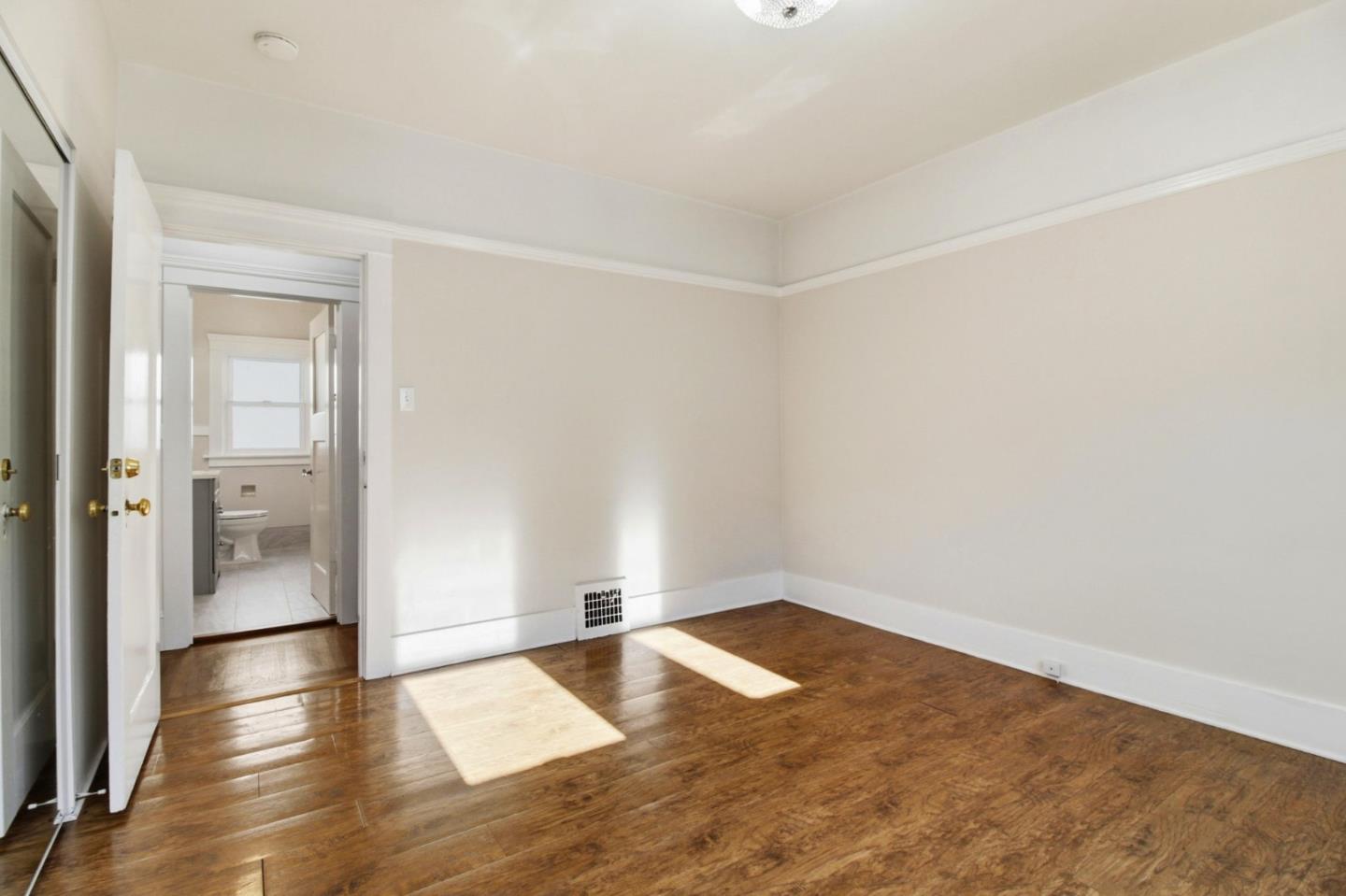 Detail Gallery Image 17 of 57 For 227 Lux Ave, South San Francisco,  CA 94080 - 6 Beds | 2 Baths