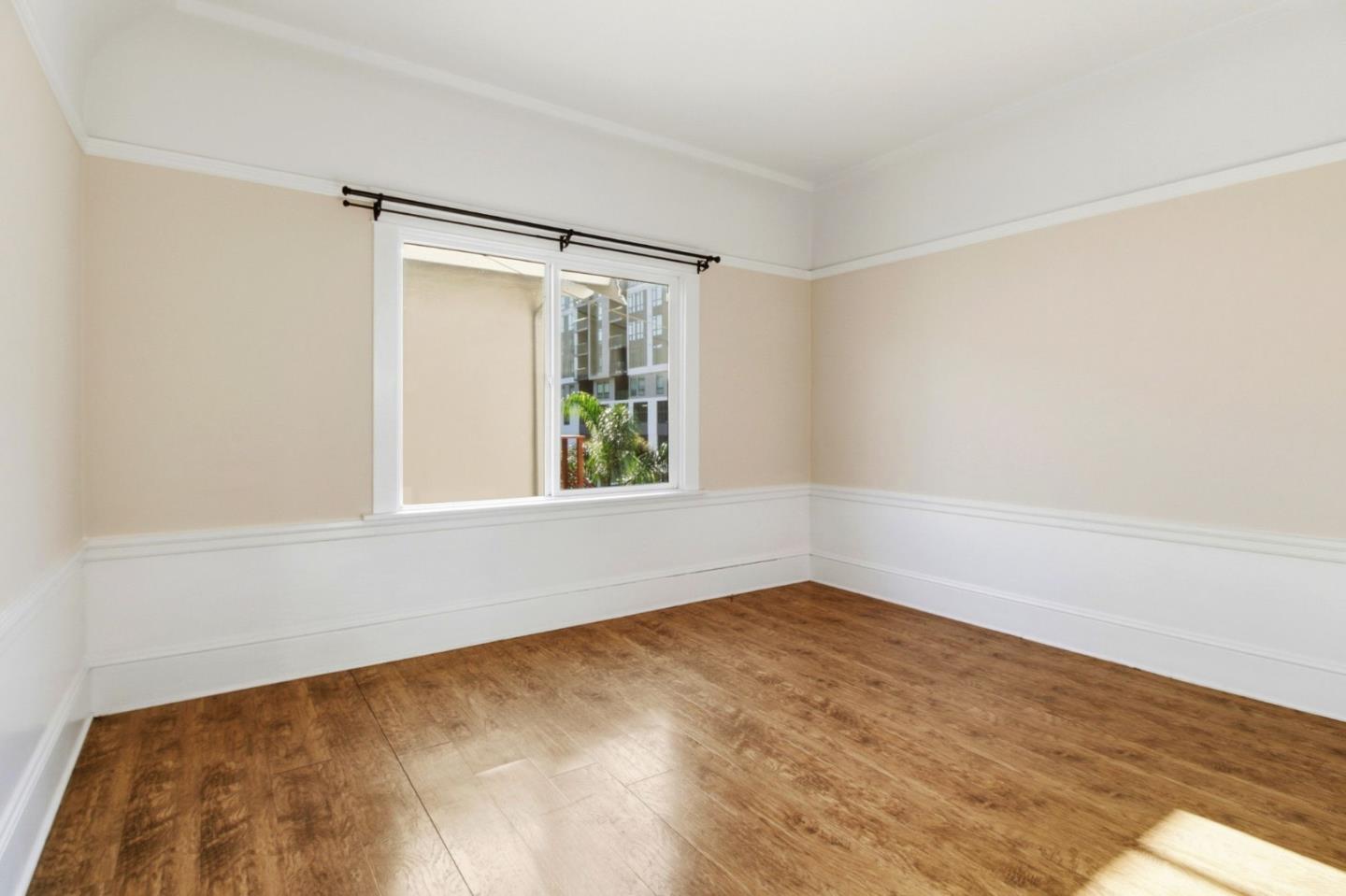 Detail Gallery Image 18 of 57 For 227 Lux Ave, South San Francisco,  CA 94080 - 6 Beds | 2 Baths