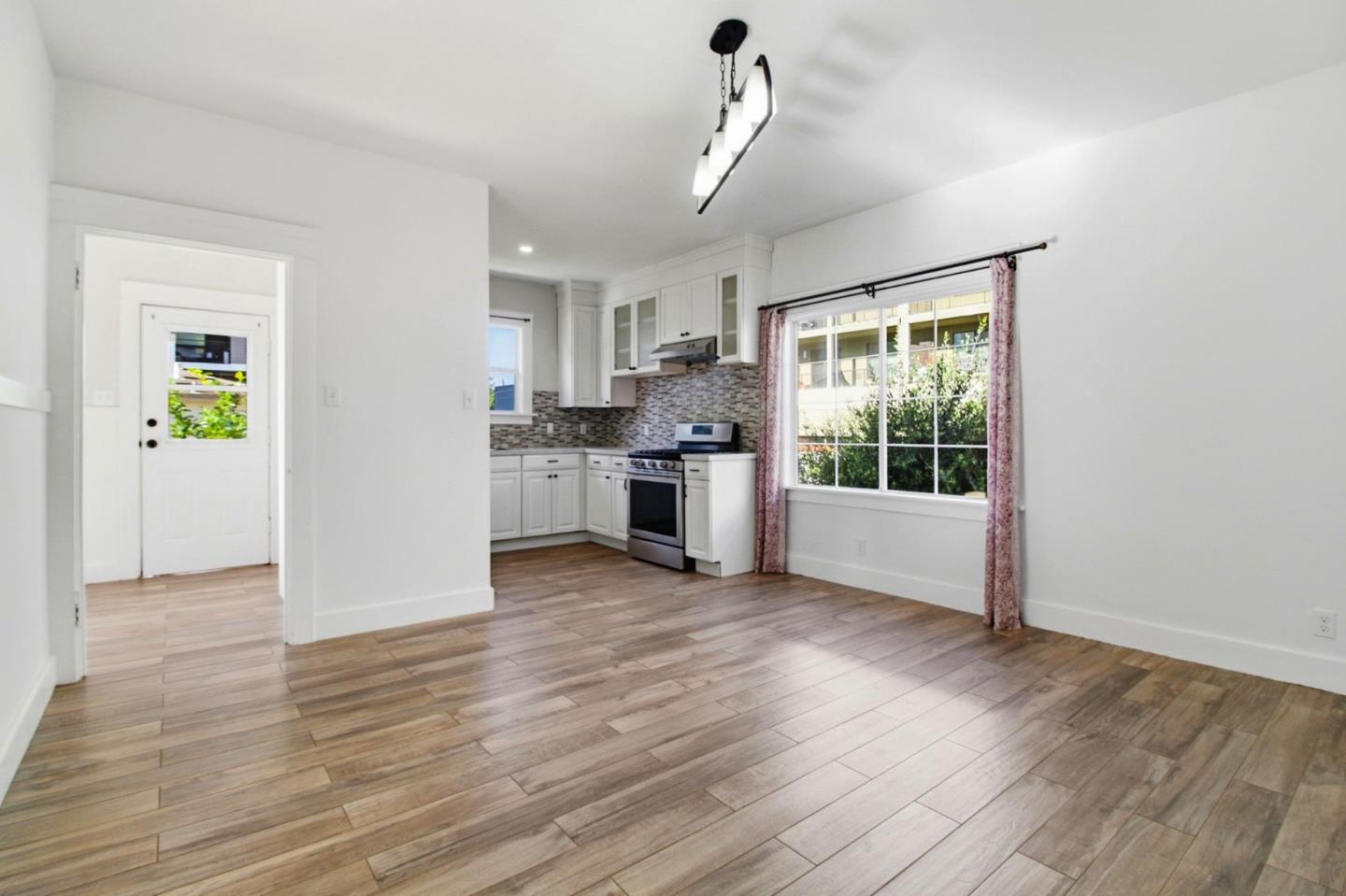 Detail Gallery Image 20 of 57 For 227 Lux Ave, South San Francisco,  CA 94080 - 6 Beds | 2 Baths