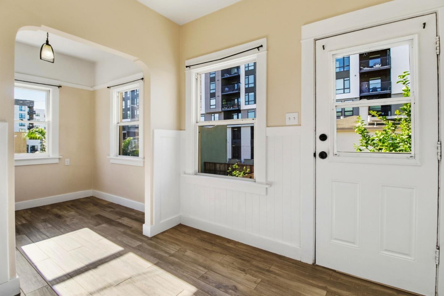 Detail Gallery Image 29 of 57 For 227 Lux Ave, South San Francisco,  CA 94080 - 6 Beds | 2 Baths