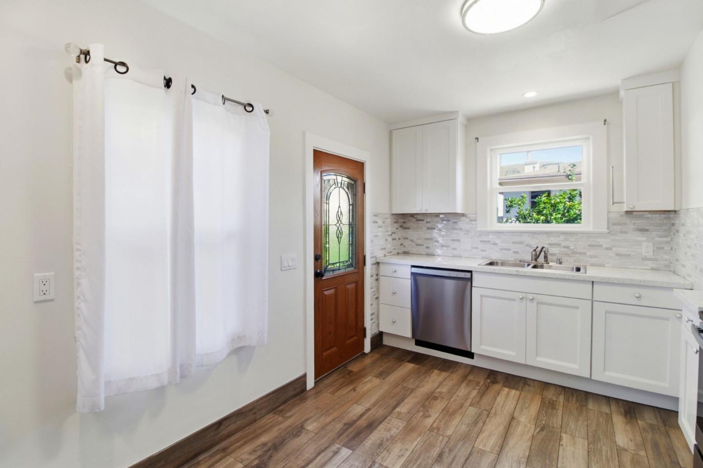 Detail Gallery Image 49 of 57 For 227 Lux Ave, South San Francisco,  CA 94080 - 6 Beds | 2 Baths