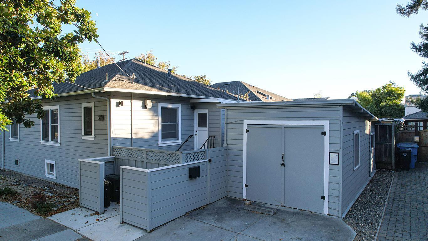 Detail Gallery Image 2 of 11 For 183 Everett Ave, Palo Alto,  CA 94301 - – Beds | – Baths