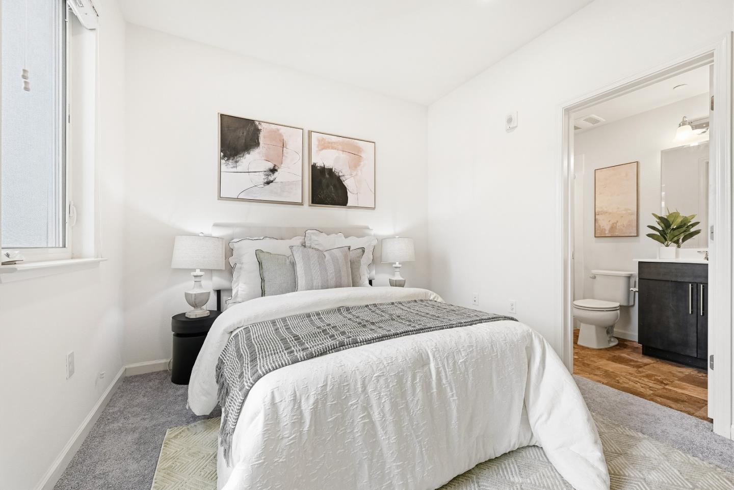 Detail Gallery Image 3 of 46 For 218 William Manly St #3,  San Jose,  CA 95136 - 4 Beds | 3/1 Baths