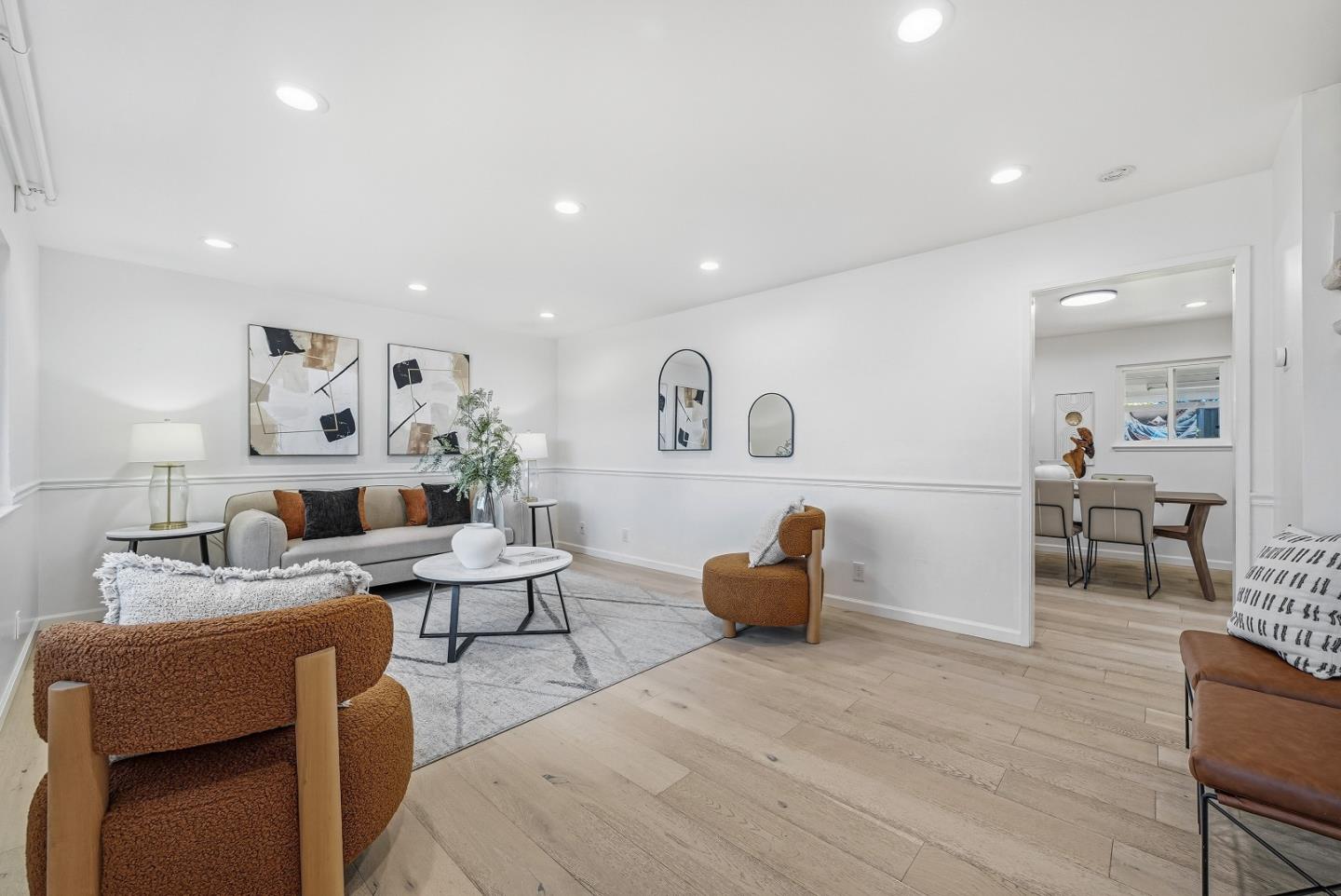 Detail Gallery Image 2 of 37 For 2152 Ashwood Ln, San Jose,  CA 95132 - 5 Beds | 3 Baths