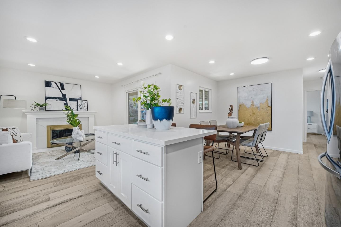 Detail Gallery Image 7 of 37 For 2152 Ashwood Ln, San Jose,  CA 95132 - 5 Beds | 3 Baths