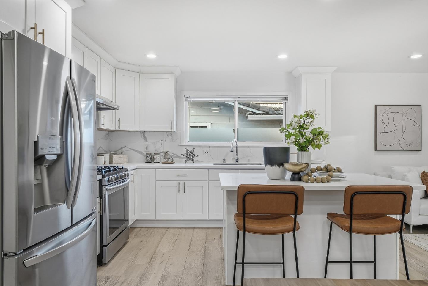 Detail Gallery Image 8 of 37 For 2152 Ashwood Ln, San Jose,  CA 95132 - 5 Beds | 3 Baths