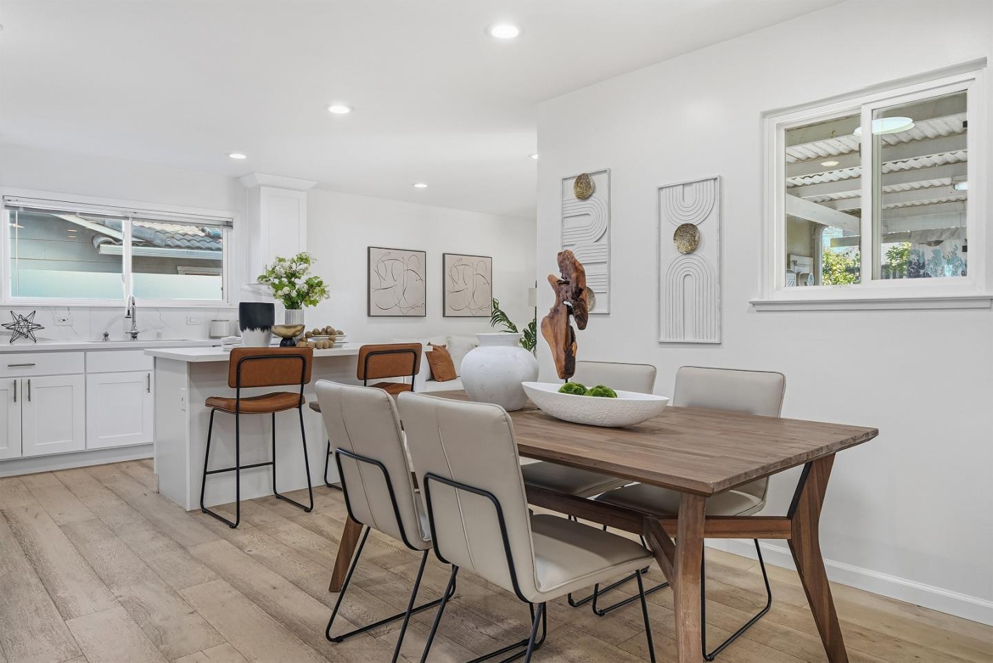 Detail Gallery Image 9 of 37 For 2152 Ashwood Ln, San Jose,  CA 95132 - 5 Beds | 3 Baths