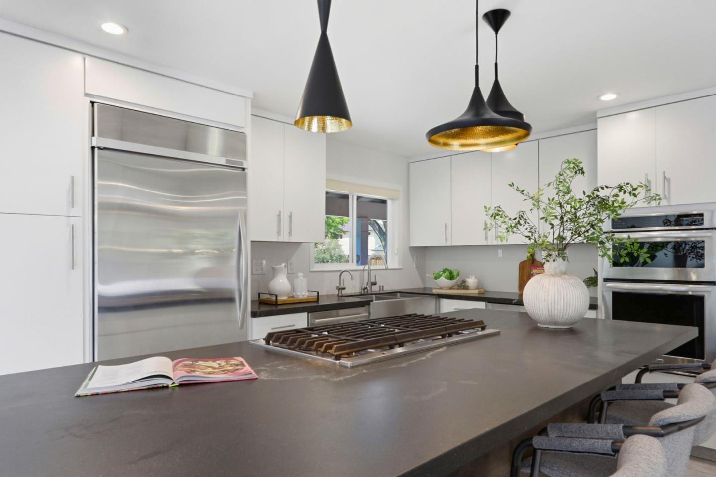 Detail Gallery Image 12 of 31 For 1708 Grizilo Dr, San Jose,  CA 95124 - 4 Beds | 2 Baths