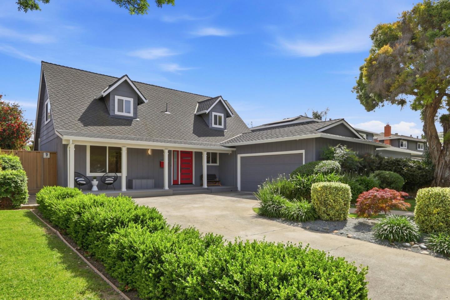 Detail Gallery Image 2 of 31 For 1708 Grizilo Dr, San Jose,  CA 95124 - 4 Beds | 2 Baths