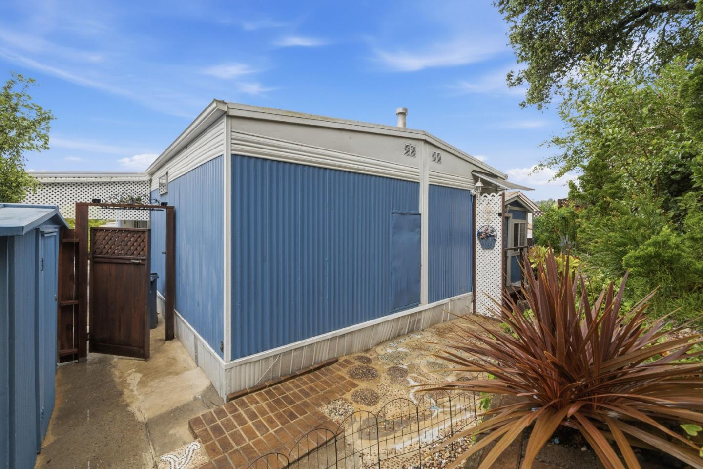 Detail Gallery Image 39 of 97 For 444 Whispering Pines Dr #76,  Scotts Valley,  CA 95066 - 3 Beds | 2 Baths