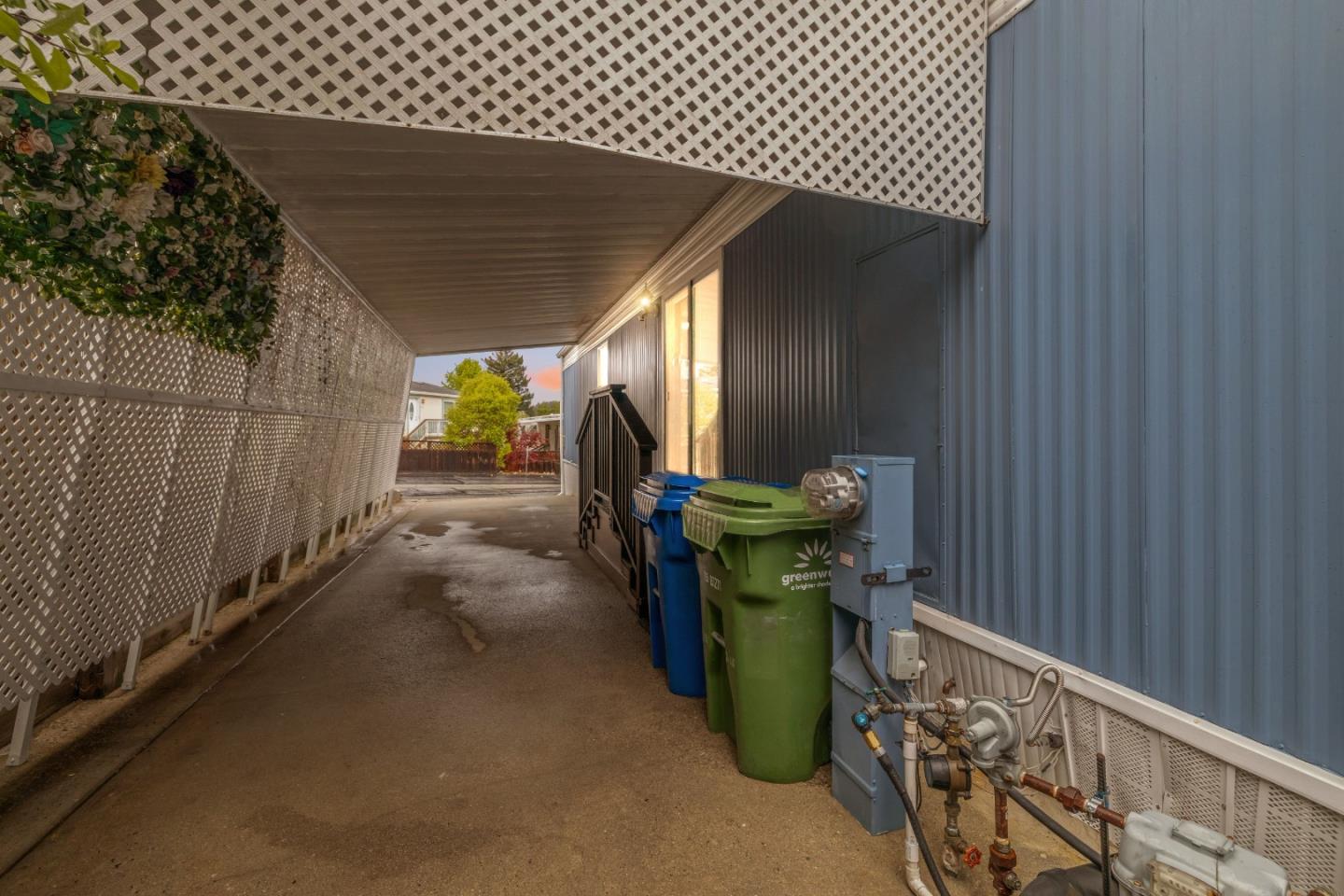 Detail Gallery Image 75 of 97 For 444 Whispering Pines Dr #76,  Scotts Valley,  CA 95066 - 3 Beds | 2 Baths