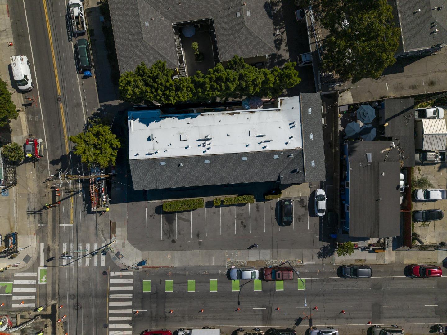 Detail Gallery Image 4 of 12 For 804 S Almaden Ave, San Jose,  CA 95110 - – Beds | – Baths