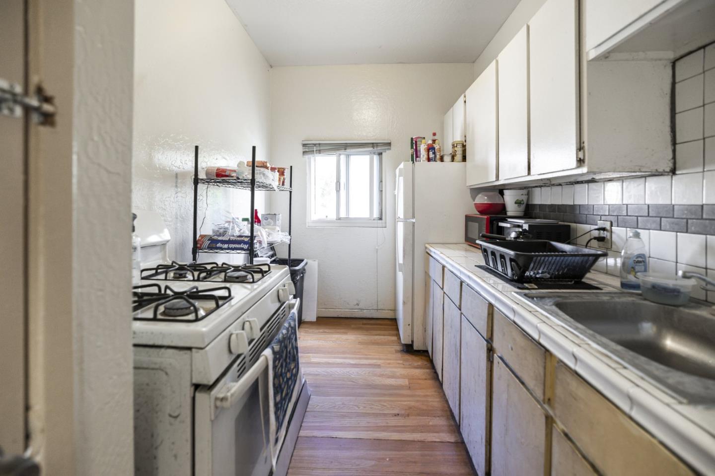 Detail Gallery Image 8 of 12 For 804 S Almaden Ave, San Jose,  CA 95110 - – Beds | – Baths