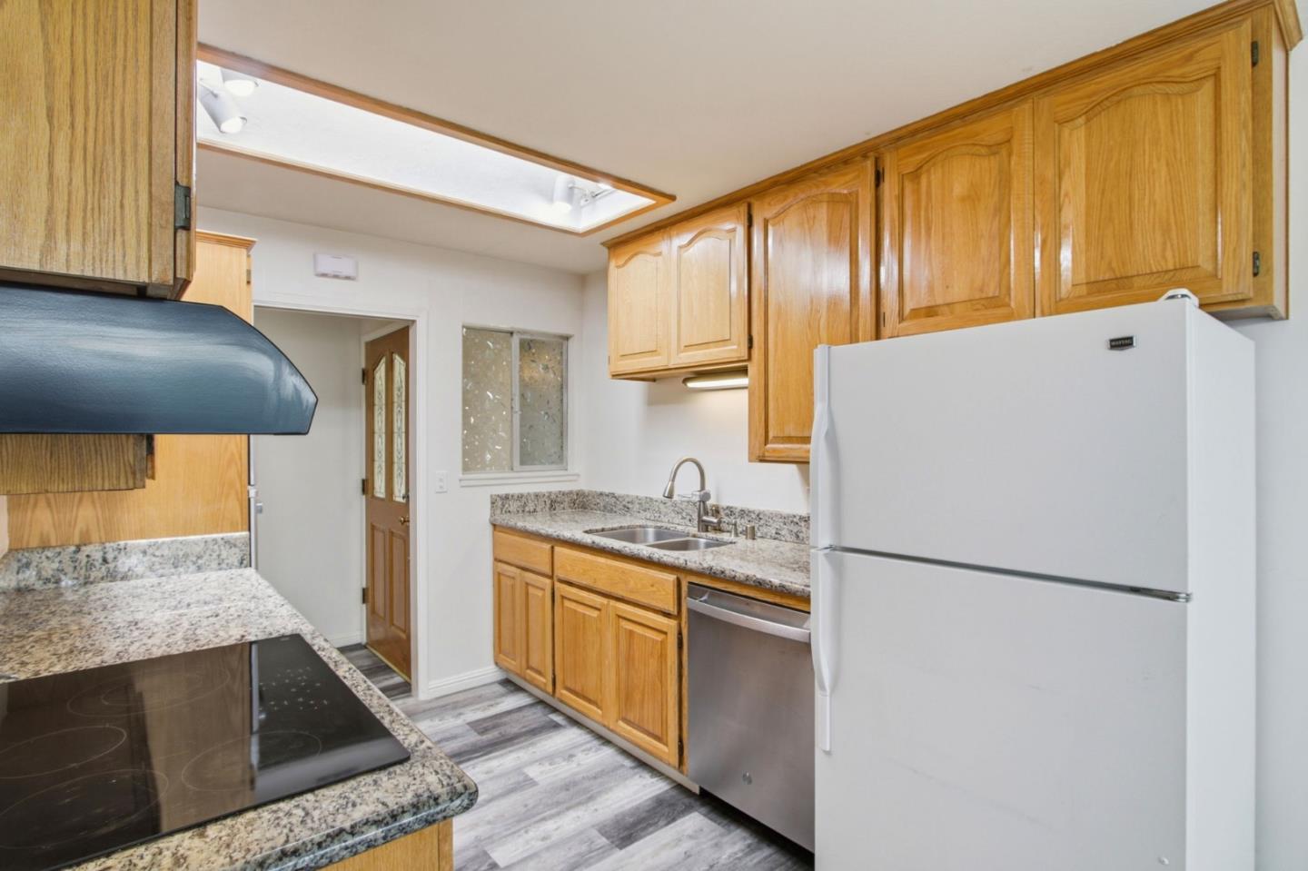 Detail Gallery Image 10 of 33 For 7509 Orange Blossom Dr, Cupertino,  CA 95014 - 5 Beds | 3 Baths