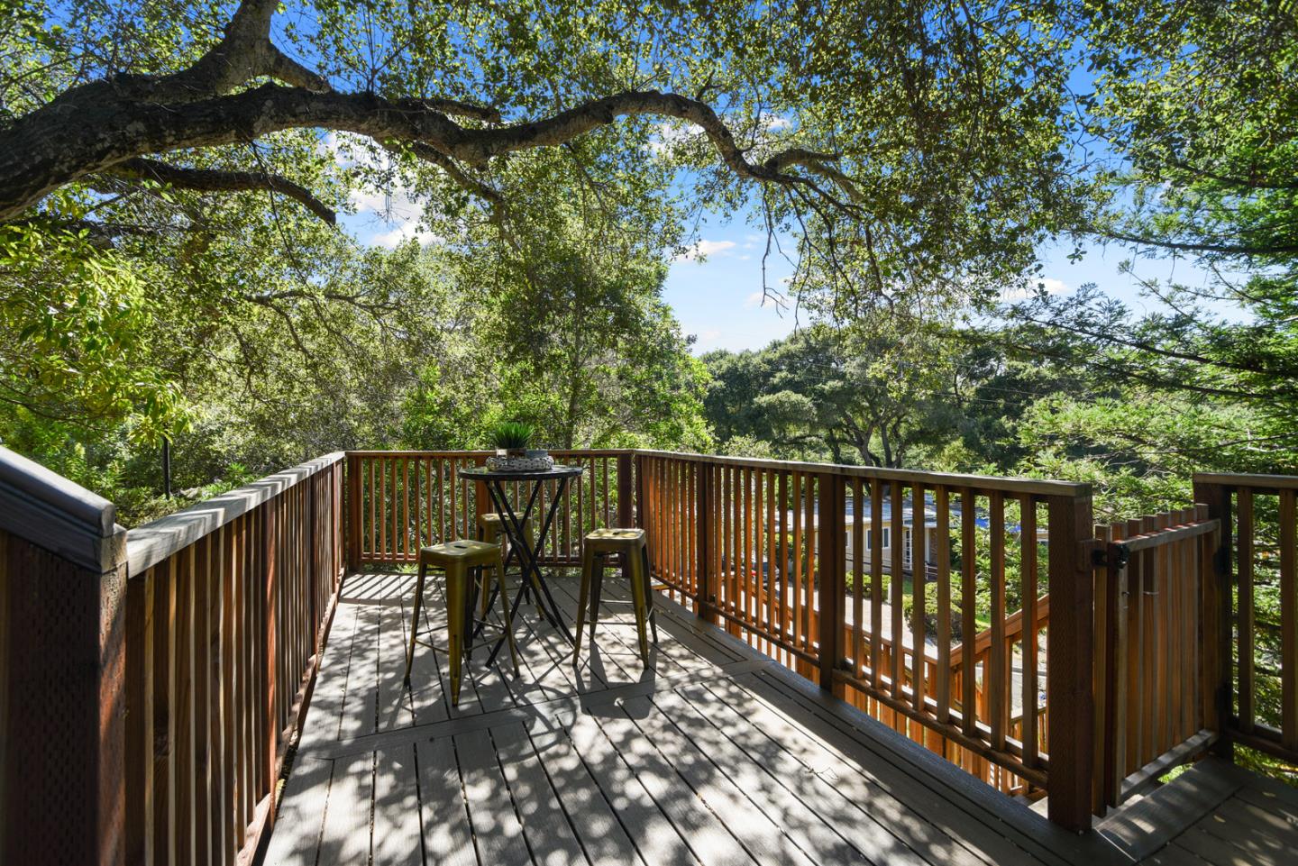 Detail Gallery Image 25 of 28 For 1130 Chula Vista Dr, Belmont,  CA 94002 - 4 Beds | 2/1 Baths