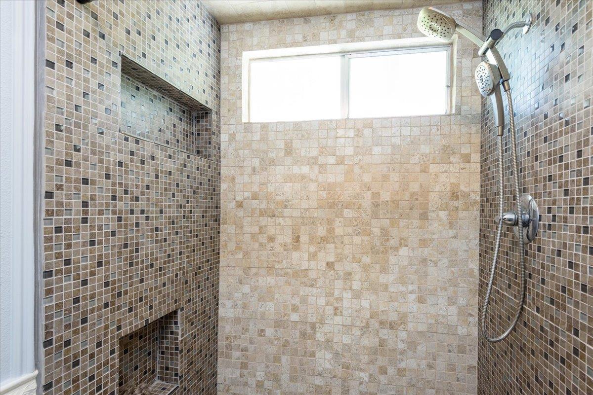 Detail Gallery Image 18 of 30 For 854 Prairie Creek Dr, Pacifica,  CA 94044 - 4 Beds | 2/1 Baths