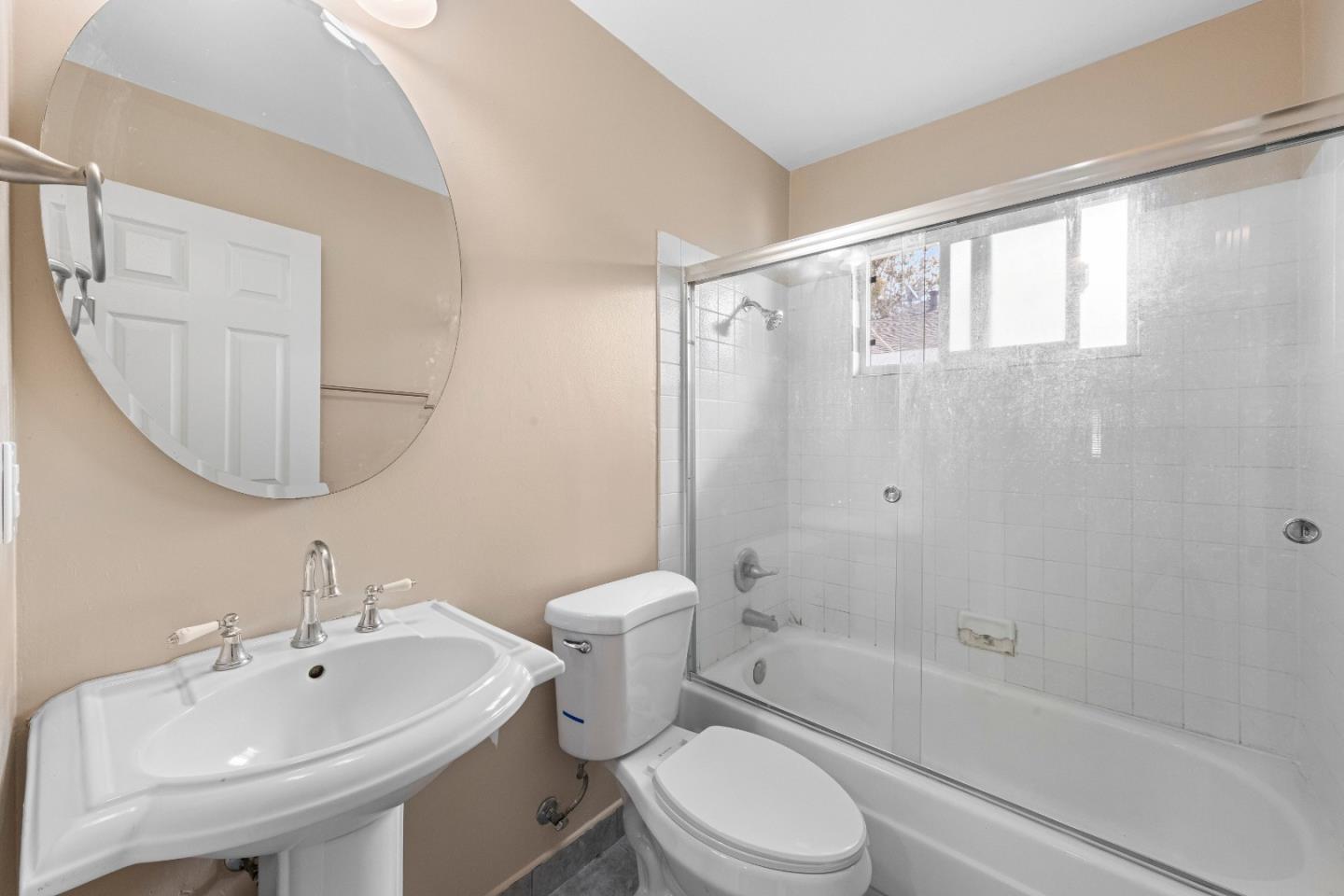 Photo #11: ML82044056 Listing: Photo #11