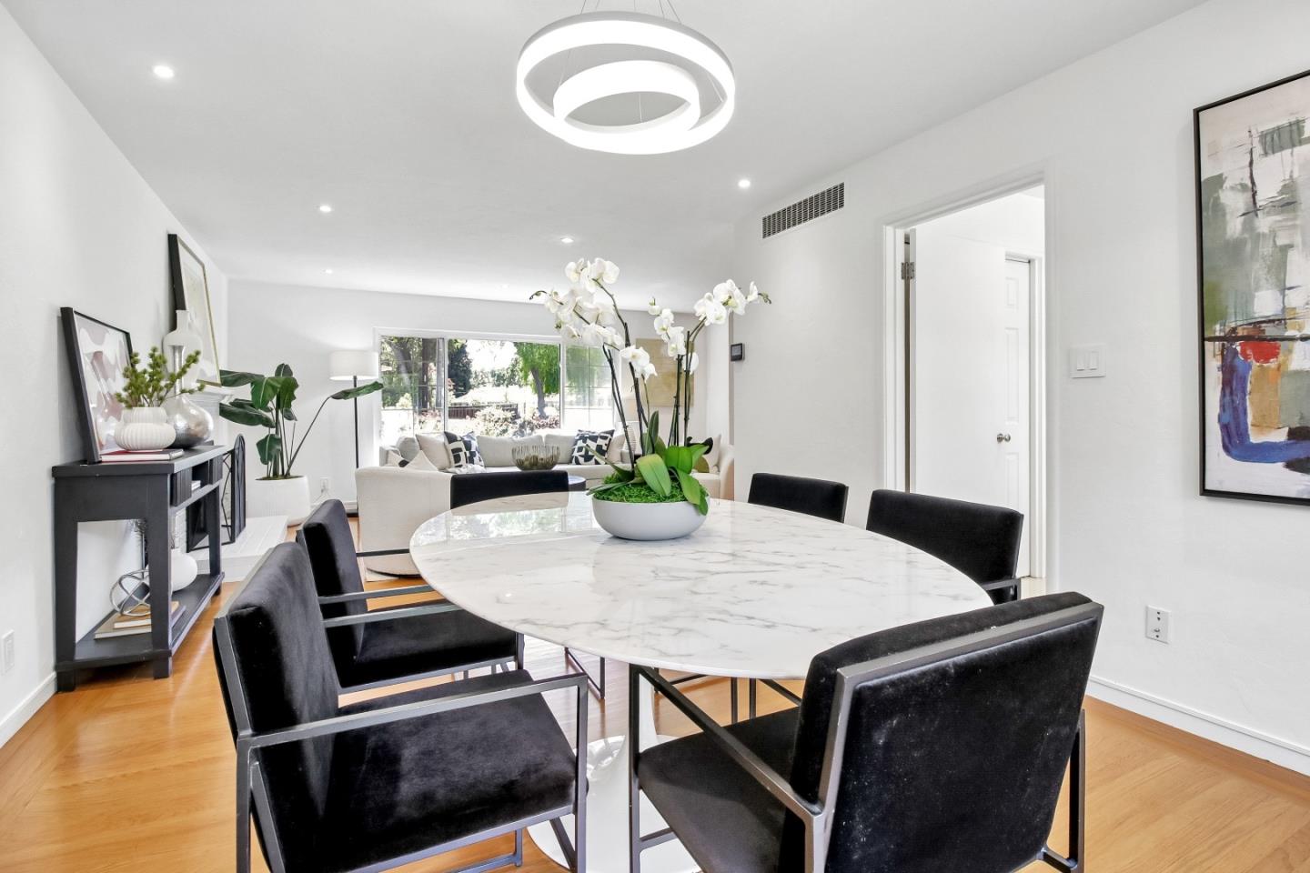 950 Olive, Menlo Park, CA, 94025