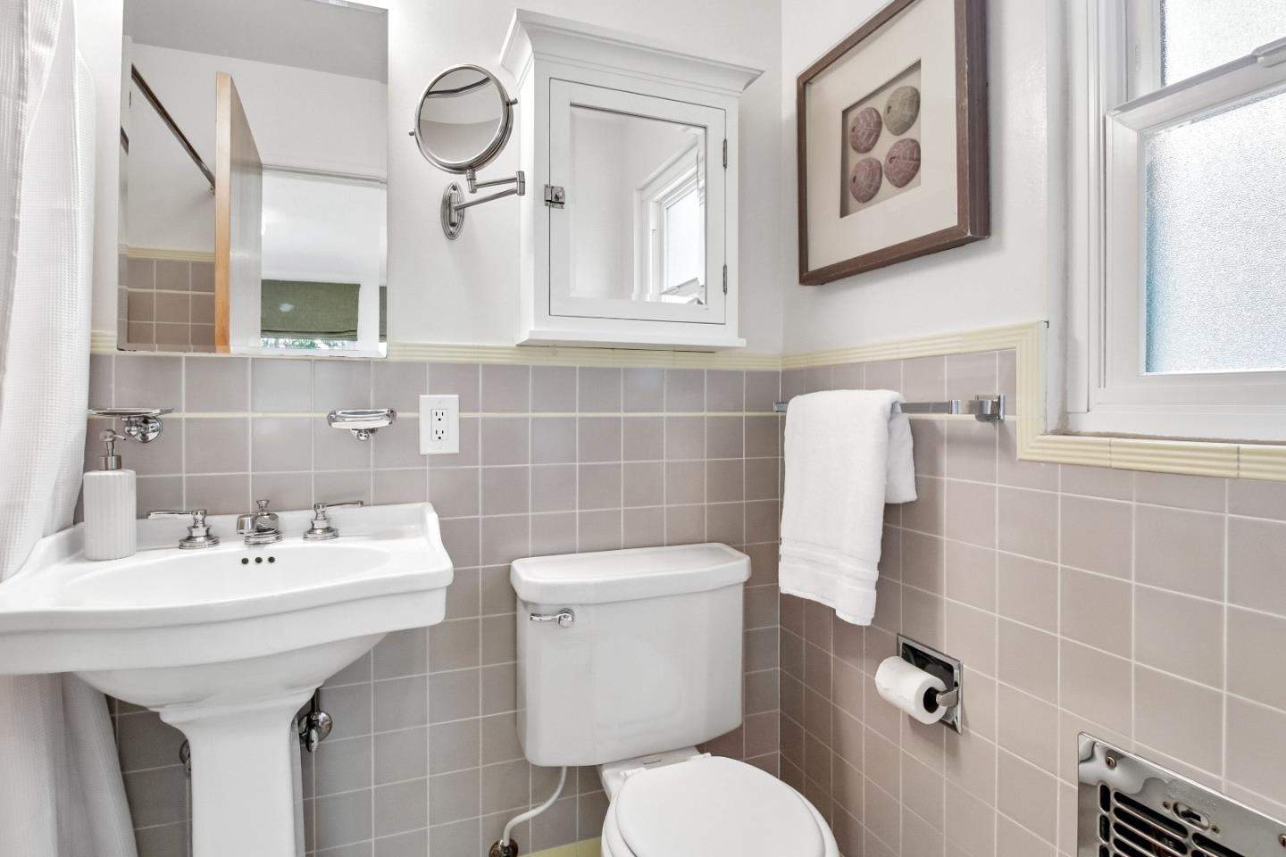 950 Olive, Menlo Park, CA, 94025