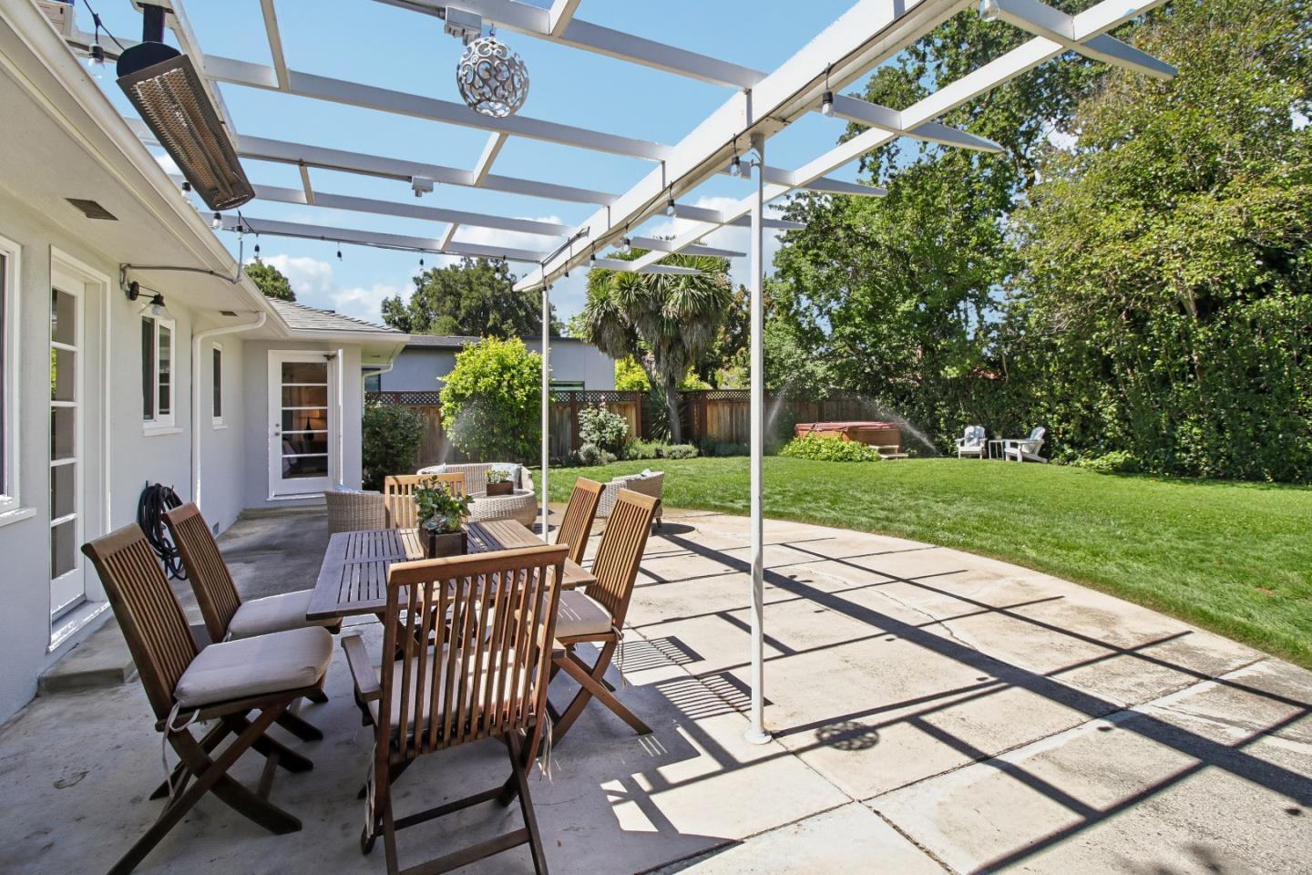 950 Olive, Menlo Park, CA, 94025