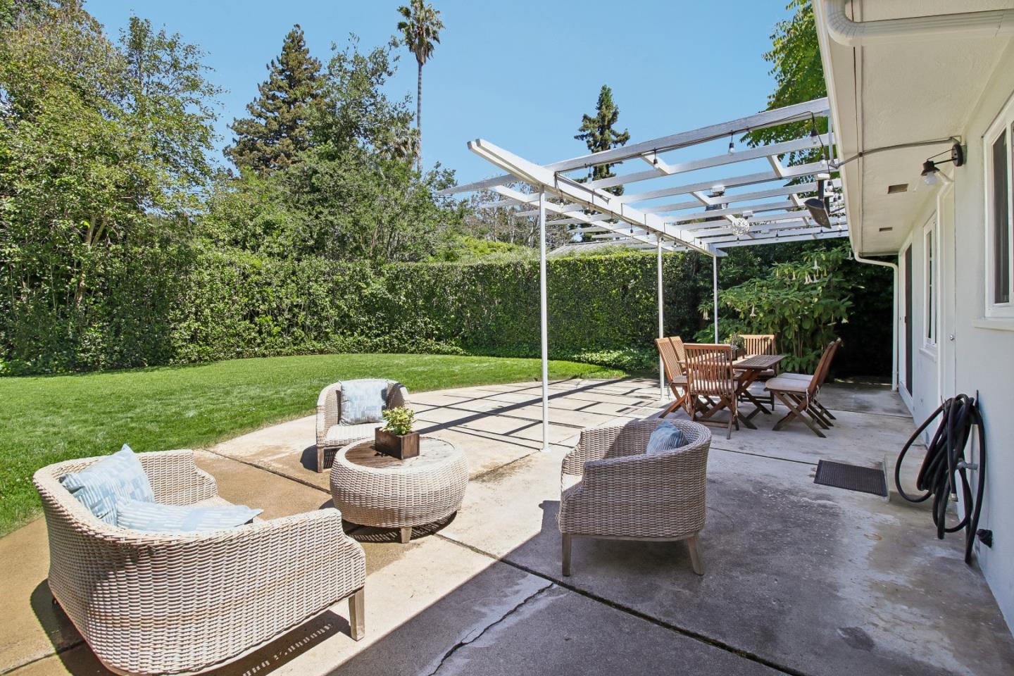 950 Olive, Menlo Park, CA, 94025