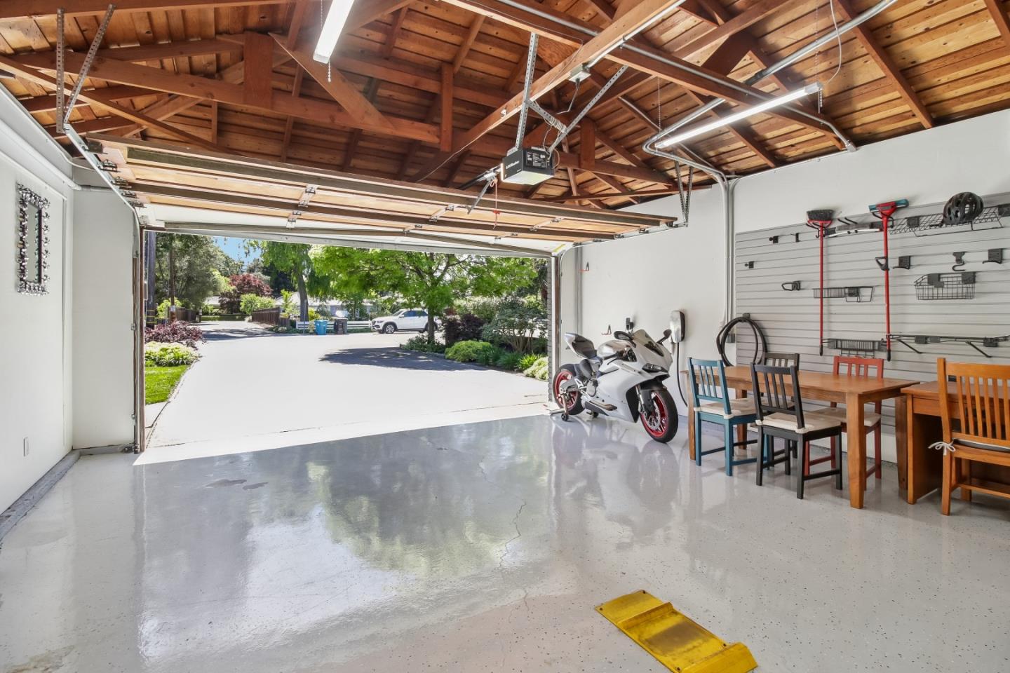 950 Olive, Menlo Park, CA, 94025