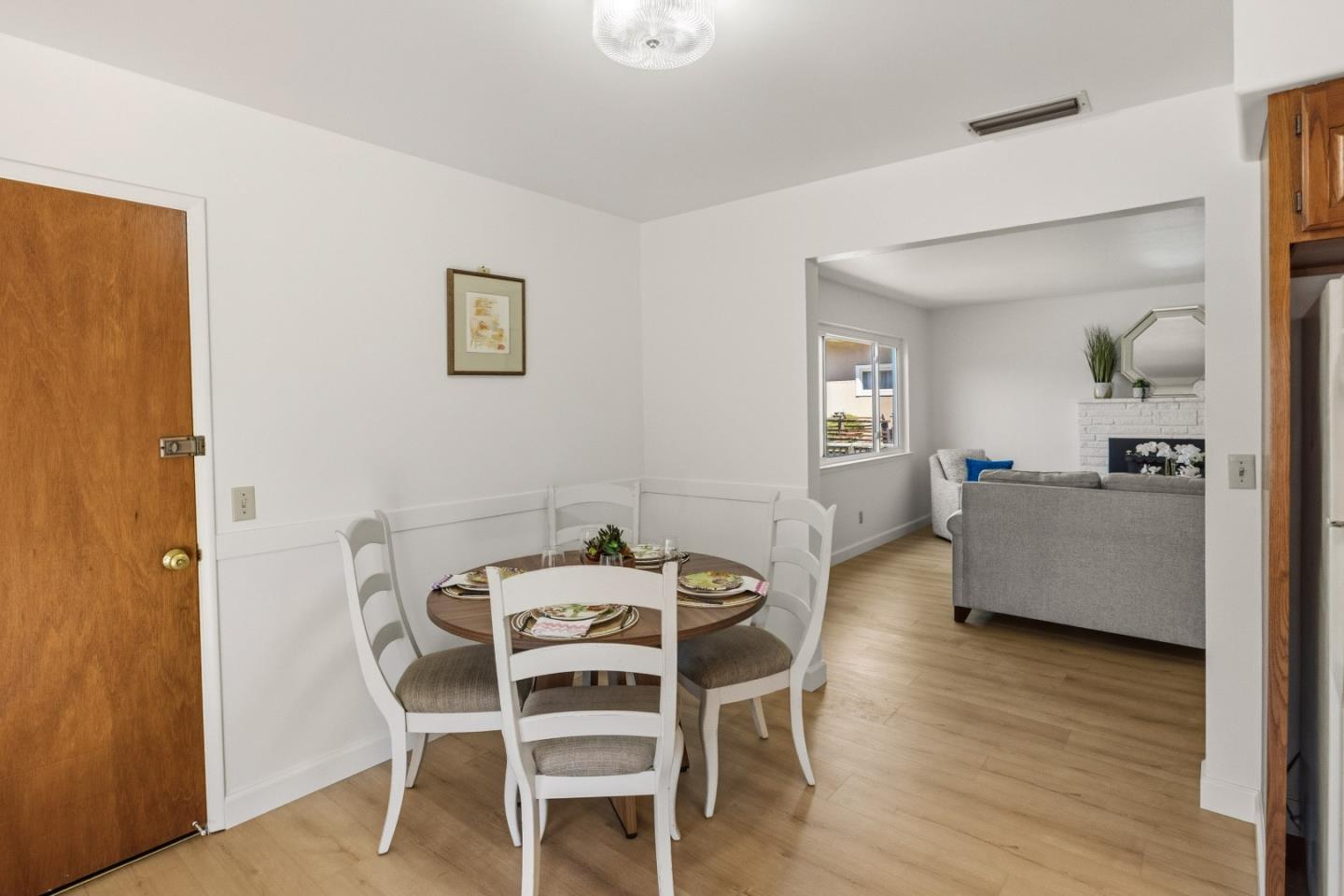 Detail Gallery Image 10 of 53 For 1317 Funston Ave, Pacific Grove,  CA 93950 - 3 Beds | 2 Baths