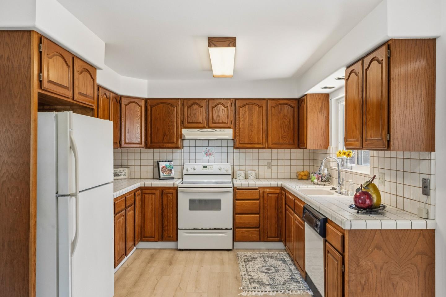 Detail Gallery Image 12 of 53 For 1317 Funston Ave, Pacific Grove,  CA 93950 - 3 Beds | 2 Baths