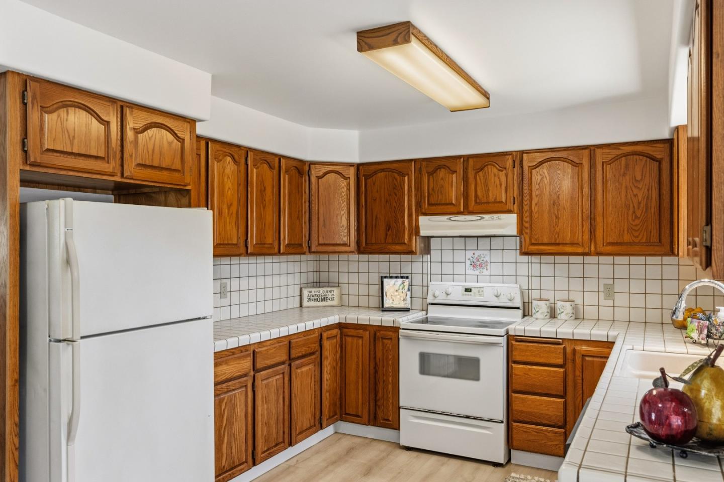 Detail Gallery Image 14 of 53 For 1317 Funston Ave, Pacific Grove,  CA 93950 - 3 Beds | 2 Baths