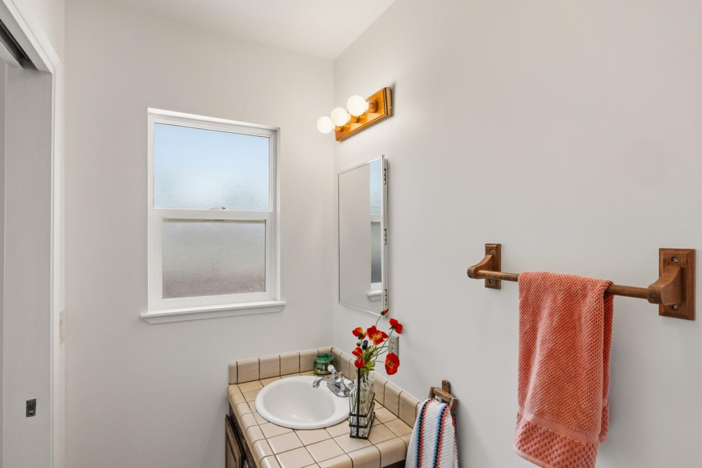 Detail Gallery Image 25 of 53 For 1317 Funston Ave, Pacific Grove,  CA 93950 - 3 Beds | 2 Baths