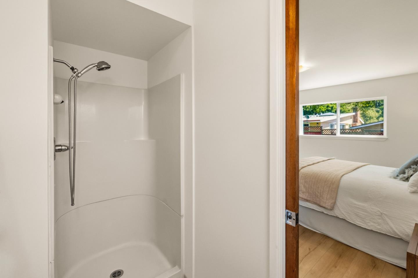 Detail Gallery Image 26 of 53 For 1317 Funston Ave, Pacific Grove,  CA 93950 - 3 Beds | 2 Baths