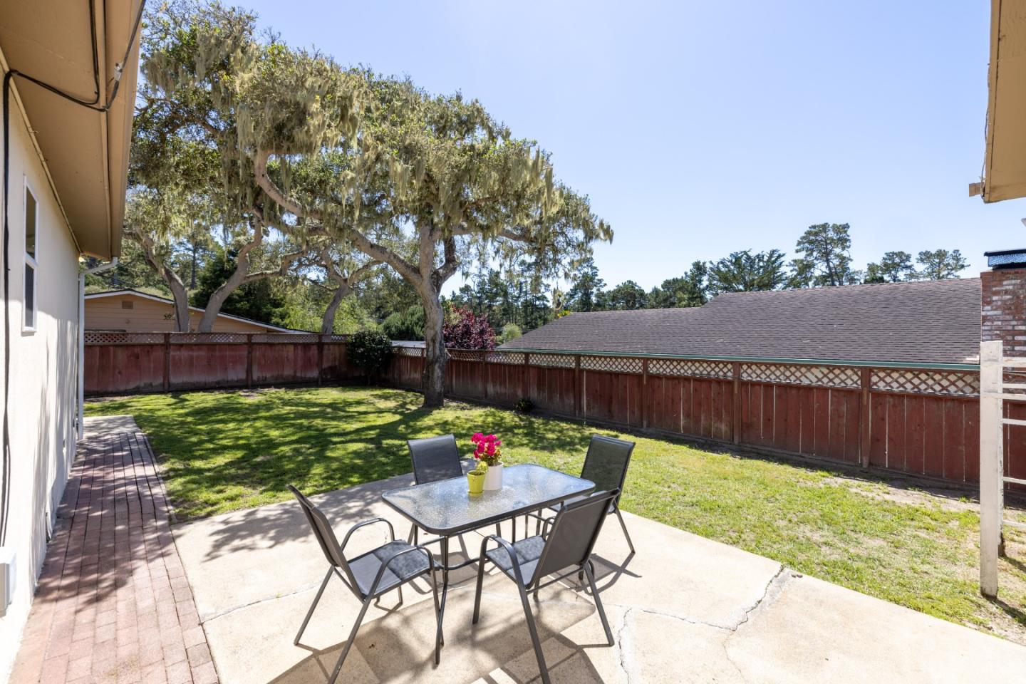 Detail Gallery Image 33 of 53 For 1317 Funston Ave, Pacific Grove,  CA 93950 - 3 Beds | 2 Baths