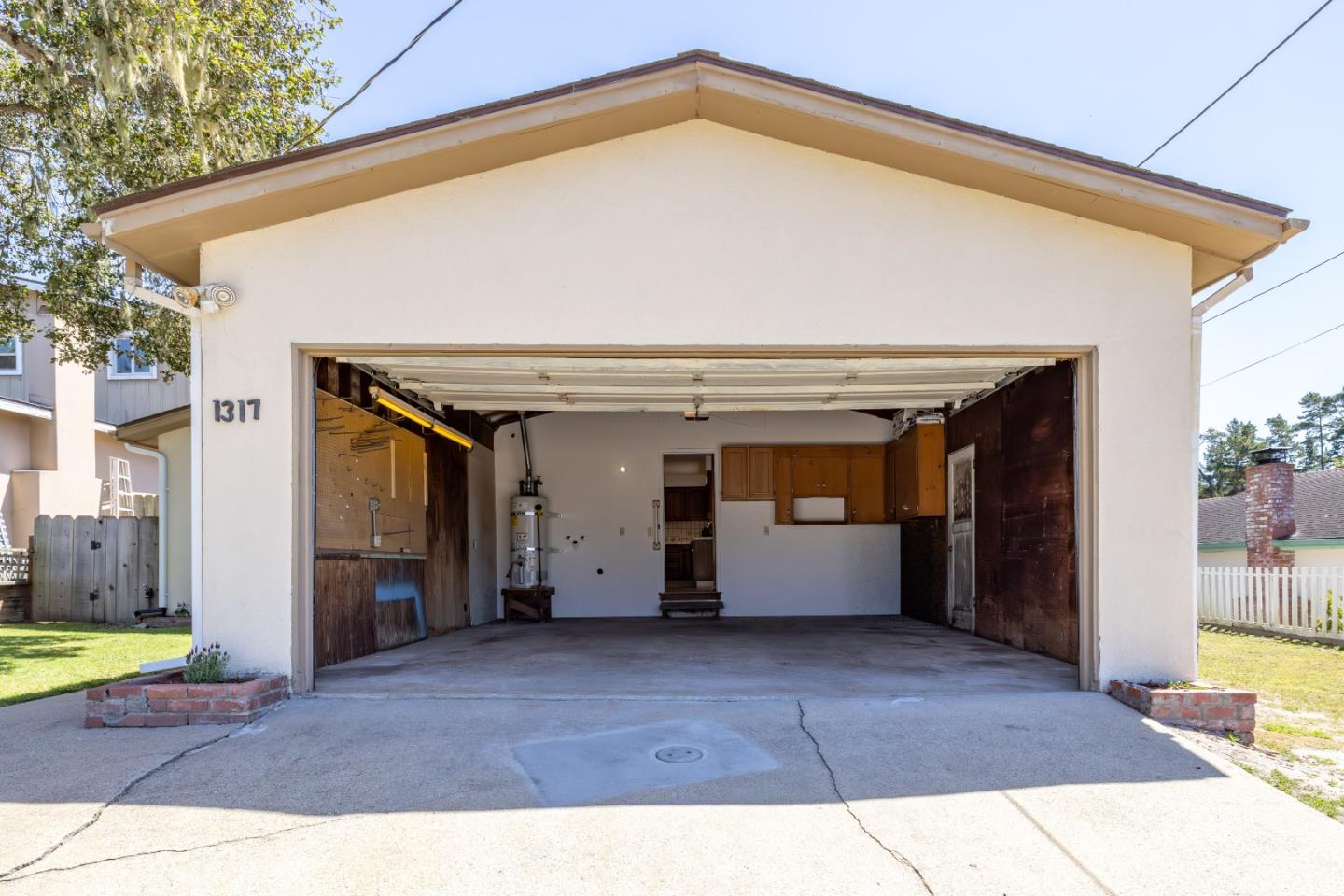 Detail Gallery Image 41 of 53 For 1317 Funston Ave, Pacific Grove,  CA 93950 - 3 Beds | 2 Baths